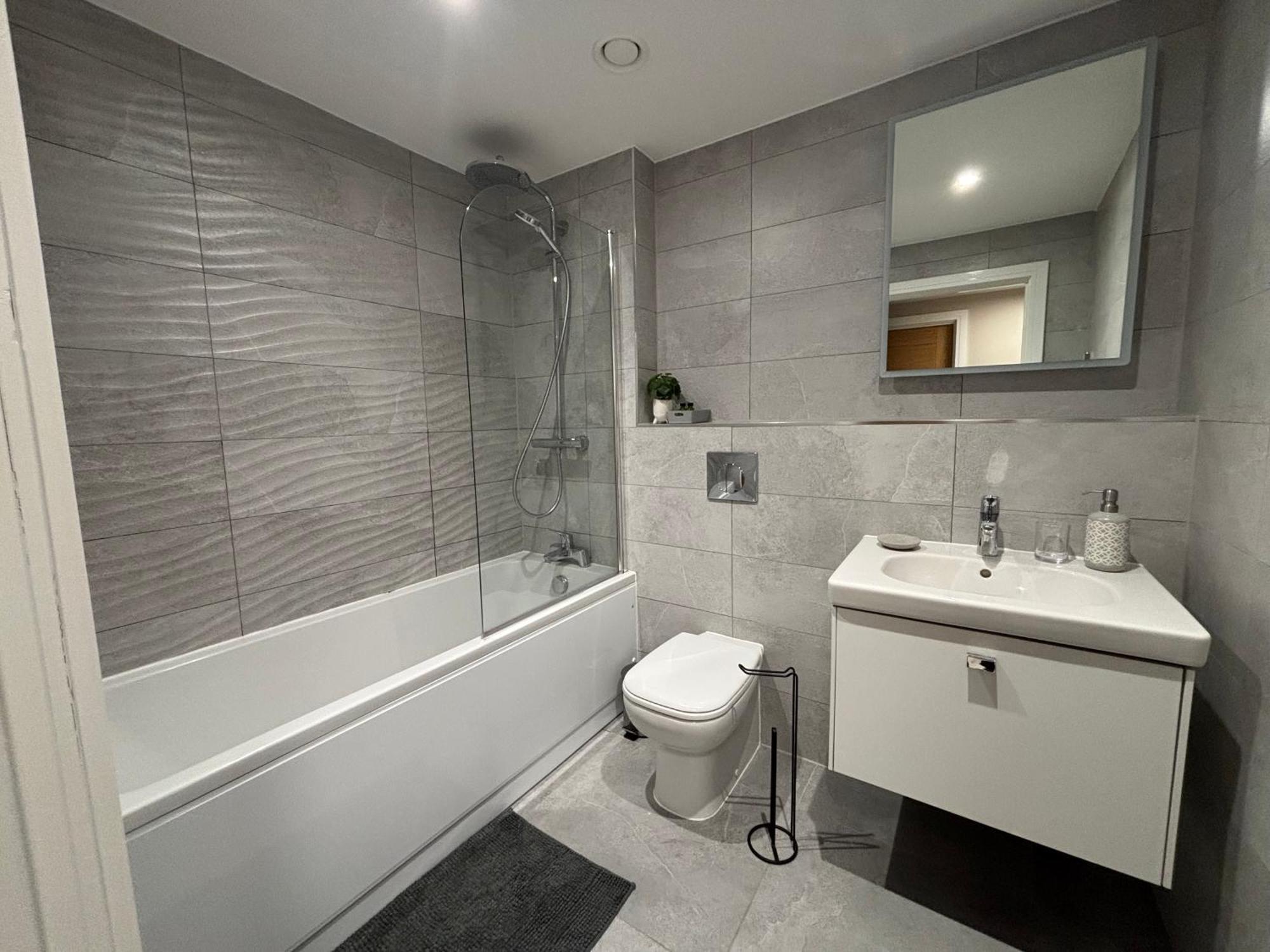 Modern Apartment - Bhx Nec - Free Secure Gated Parking Solihull Esterno foto
